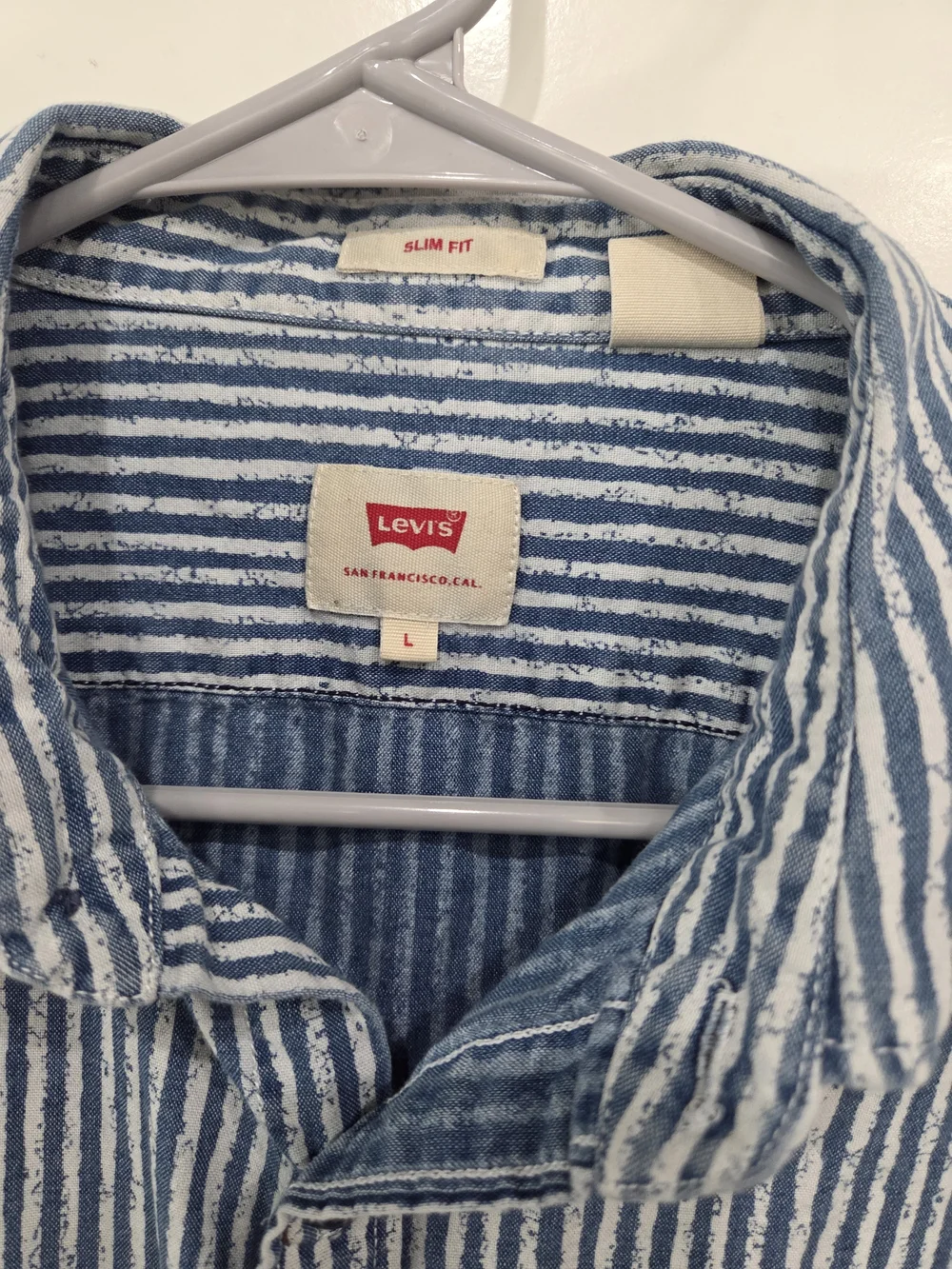 Levi's Blue Stripe  Denim Button-Up Shirt Size Large Slim Fit